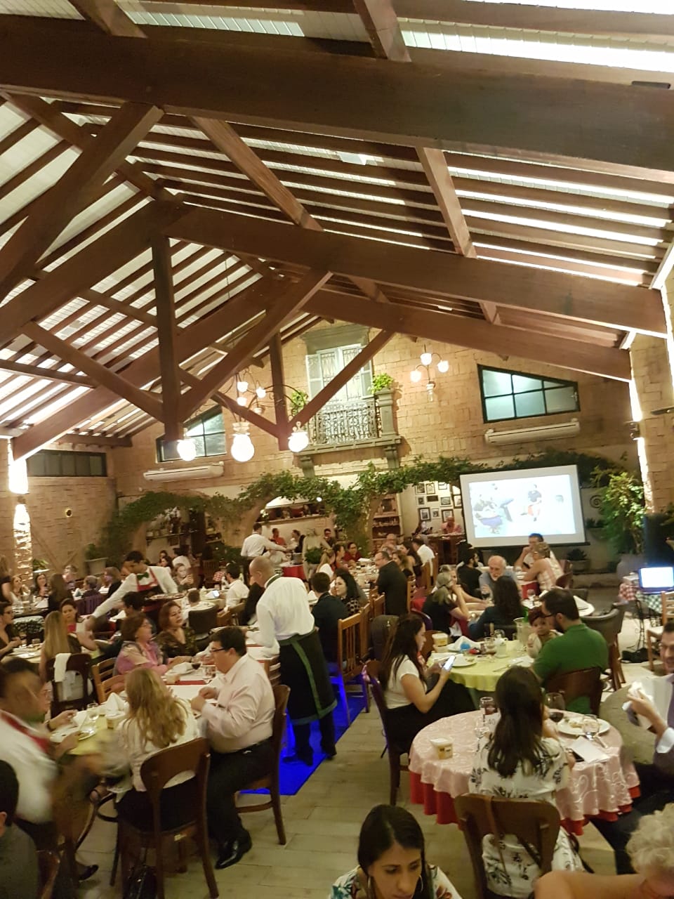 Noite da Pizza, evento Projeto Ninho do Bebê, um Ninho que faça sentindo!